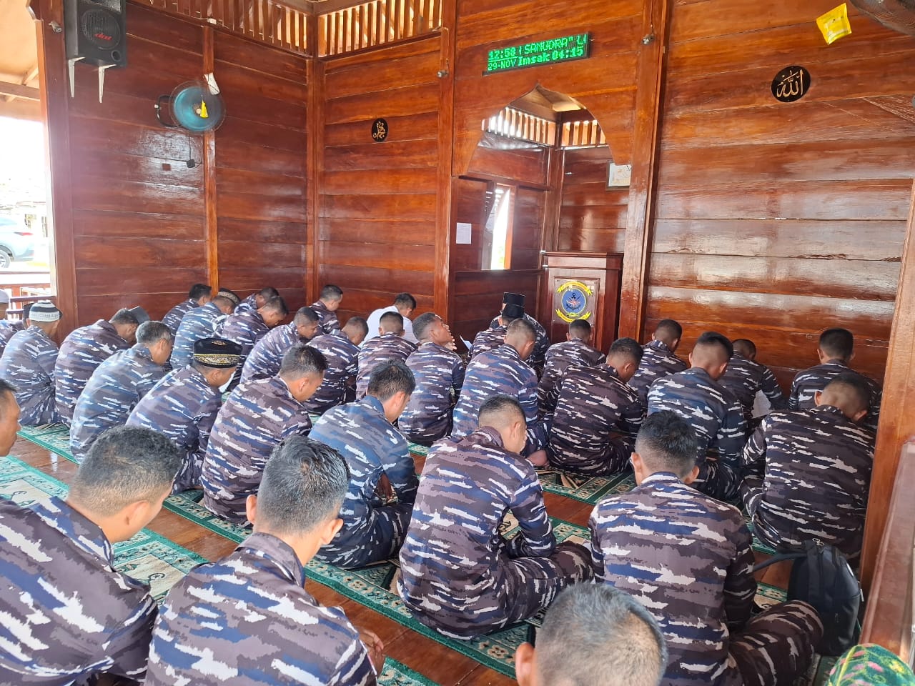 PANGKALAN TNI AL (LANAL) SAUMLAKI LAKSANAKAN DOA BERSAMA DALAM RANGKA HARI ARMADA RI TAHUN 2024