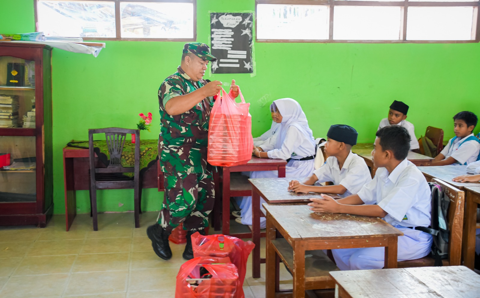 Kodam XV/Pattimura Dukung program pemerintah Makan Bergizi