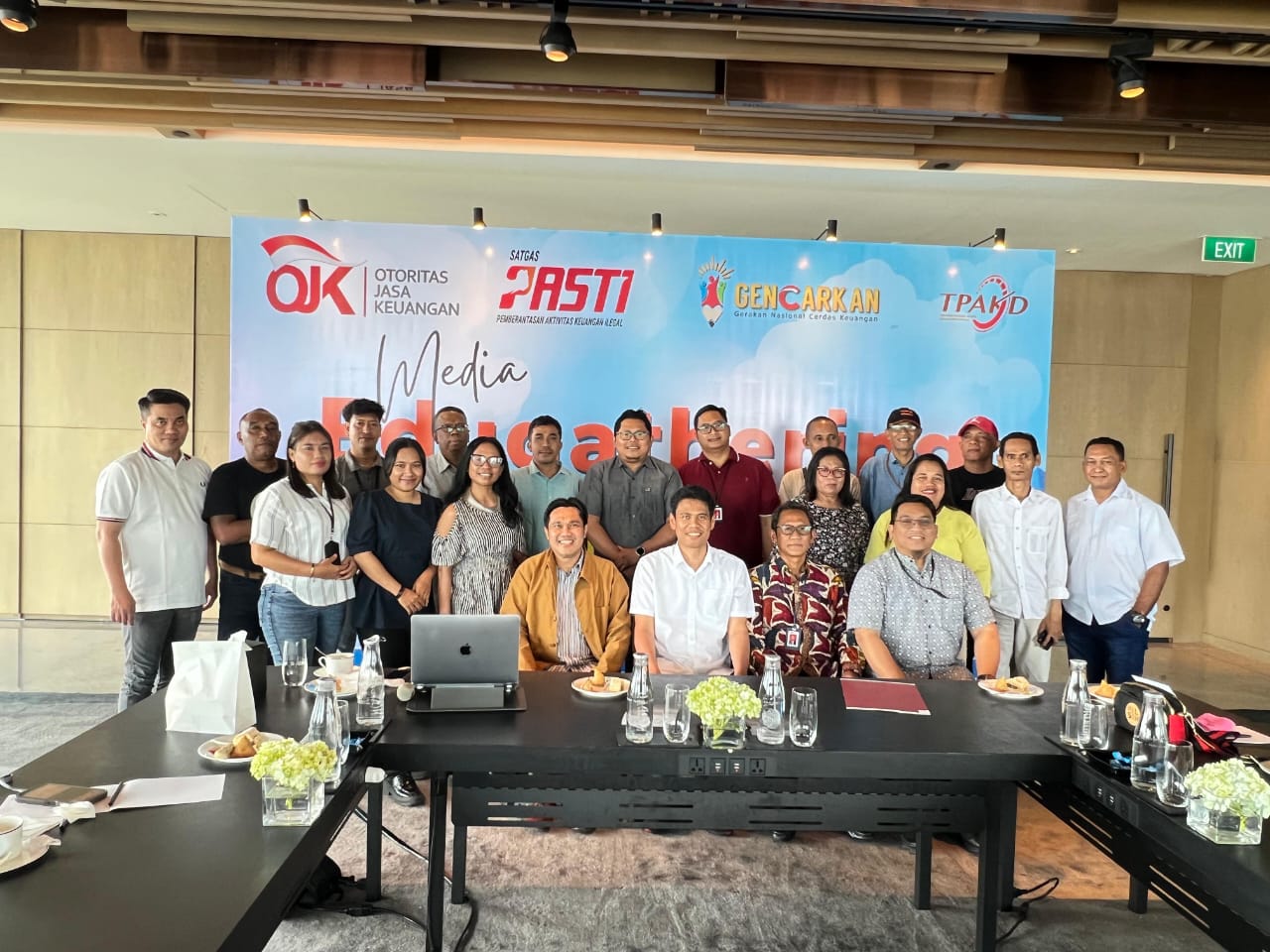 OJK Maluku perkuat literasi keuangan masyarakat bersama media pers