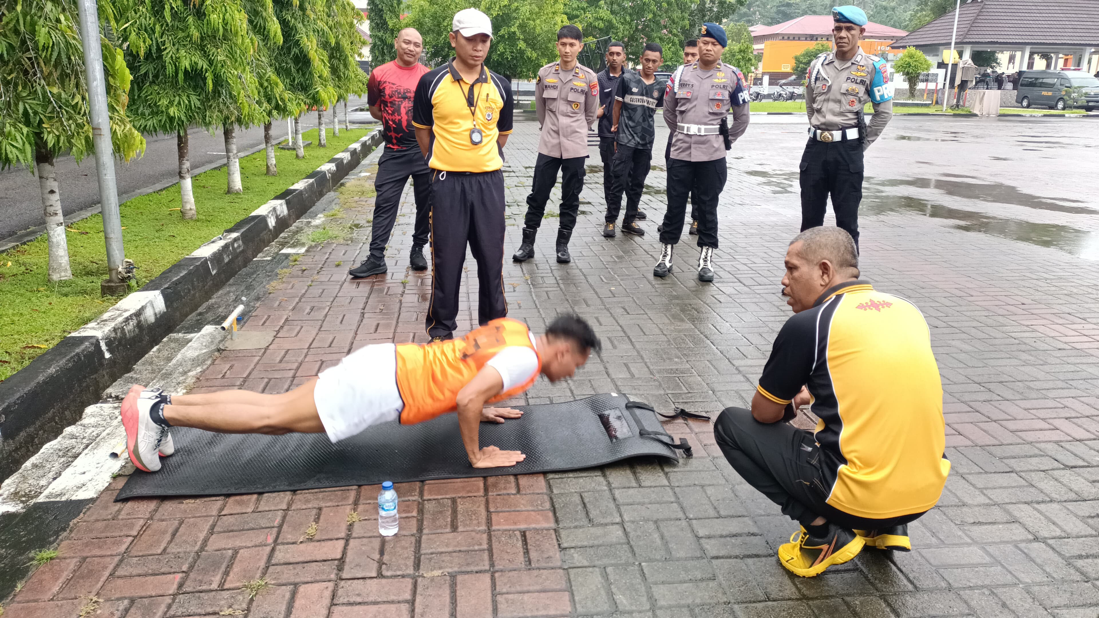 Satu Casis SIPSS Panda Polda Maluku Jalani Tes Kesemaptaan Jasmani