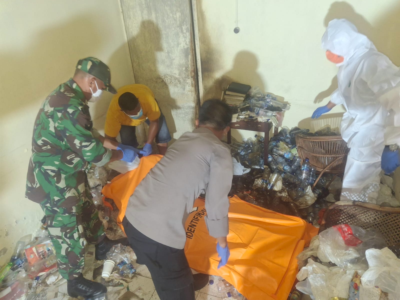 Samuel Warga Lateri Ditemukan Tewas di Rumahnya