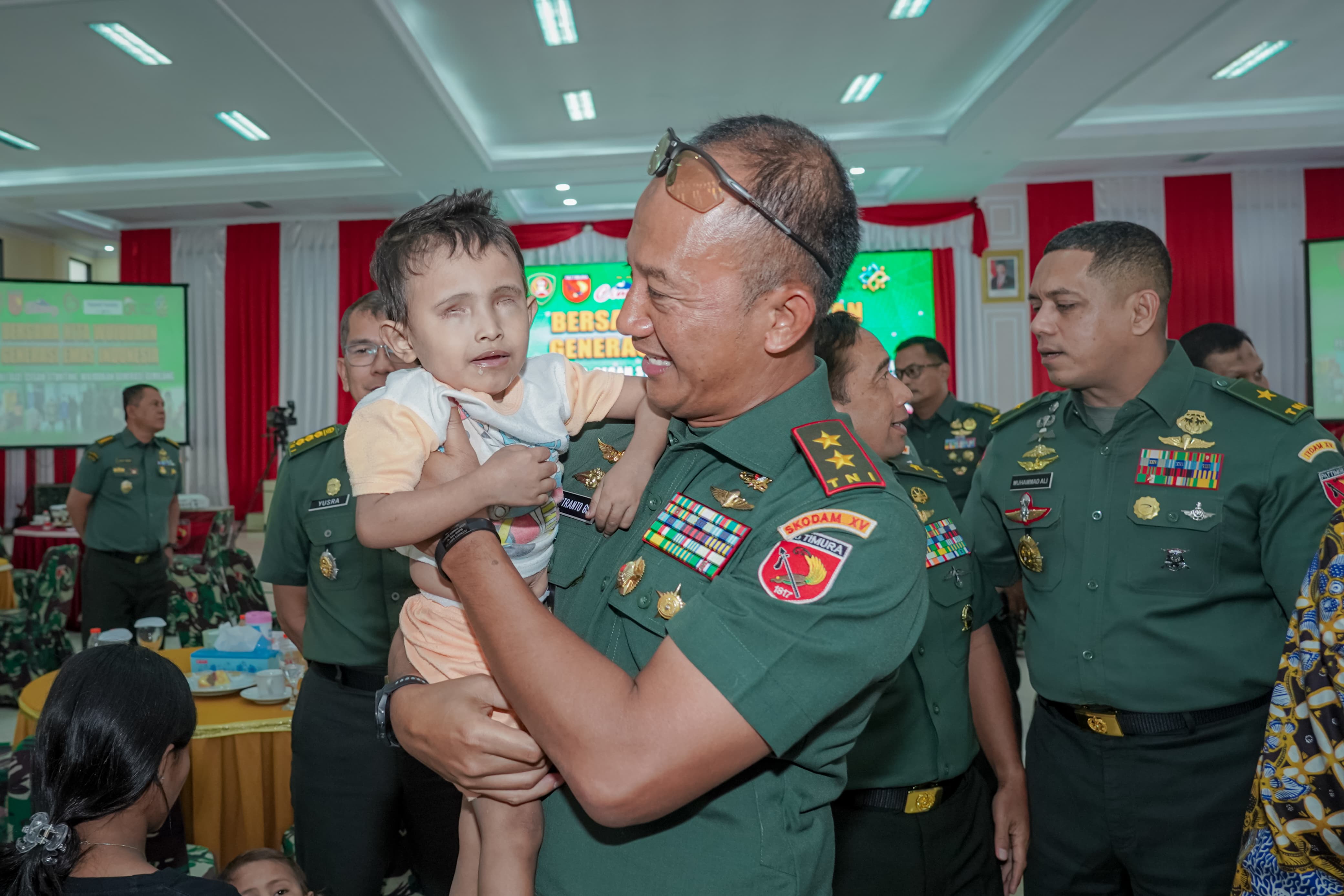 Kodam XV/Pattimura Gelar Bakti Sosial Untuk Anak Stunting