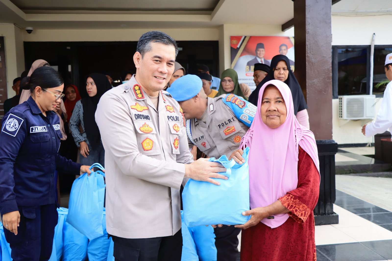 Polresta Ambon Gelar Bakti Sosial Ramadhan, Perkuat Sinergi dengan Masyarakat