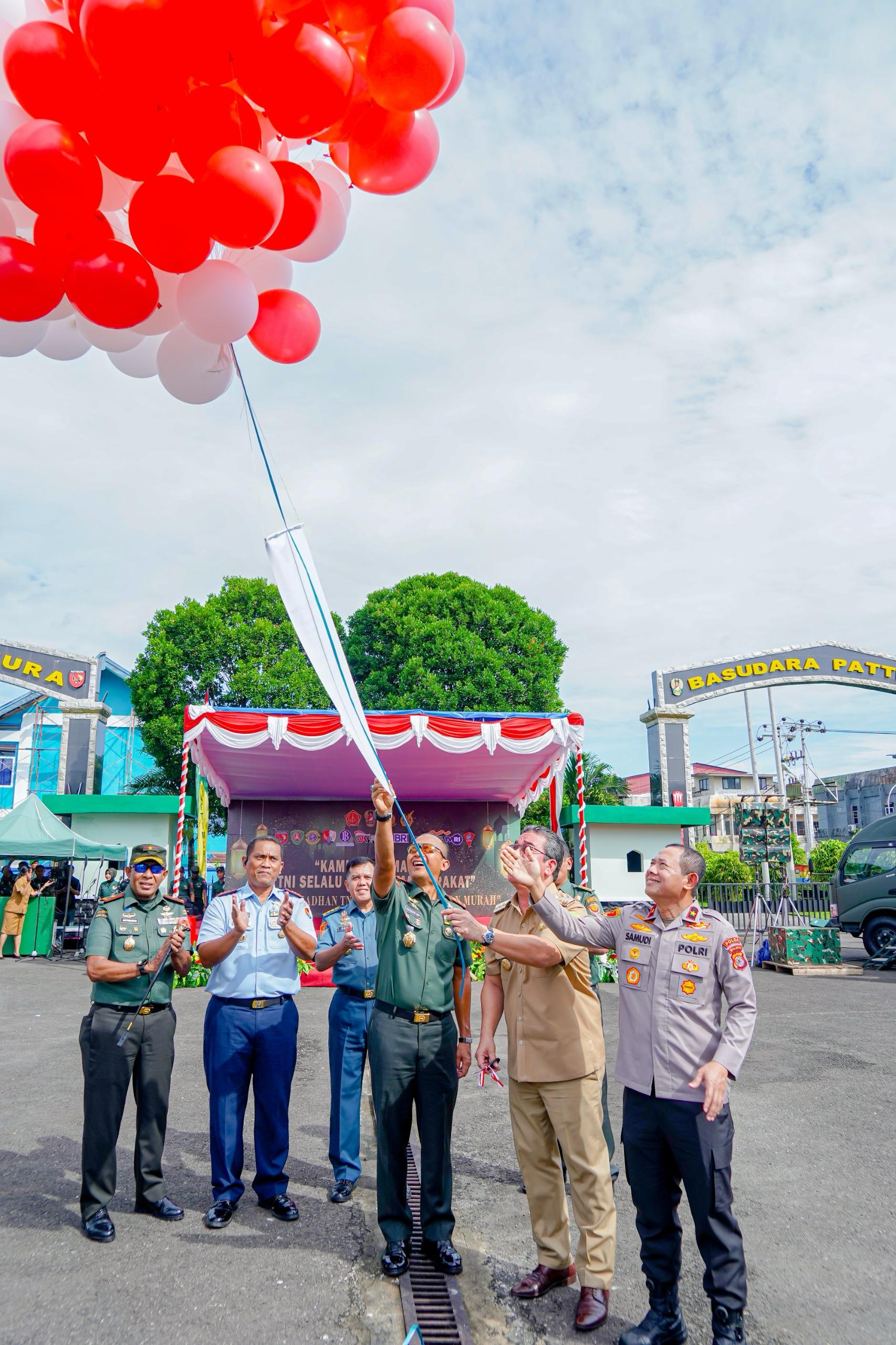 GELAR BAZAR MURAH RAMADHAN TNI TAHUN 2025, STAND LANTAMAL IX LUDES DIMINATI WARGA