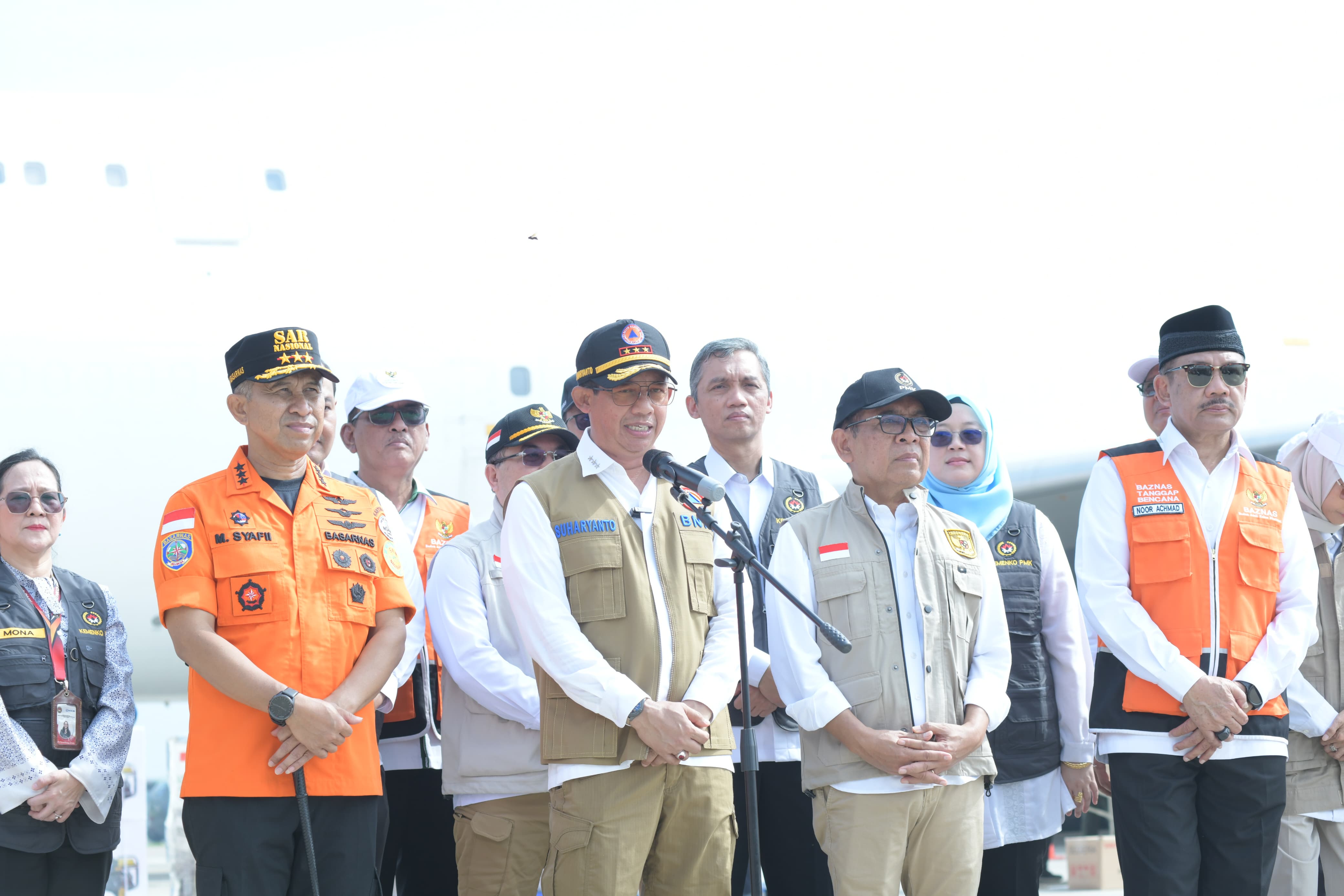 Kepala Basarnas Bersama Mentri PMK, Mewakili Pemerintah RI Bertolak Ke Myanmar Untuk Memberikan Bantuan Kepada Korban Gempa