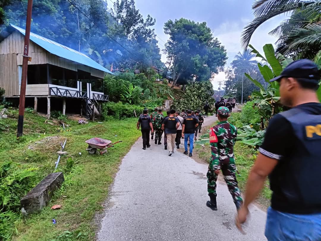 Kondisi Desa Sawai dan Desa Rumaholat Mulai kondusif Setelah TNI-Polri Ambil Alih Situasi Kamtibmas