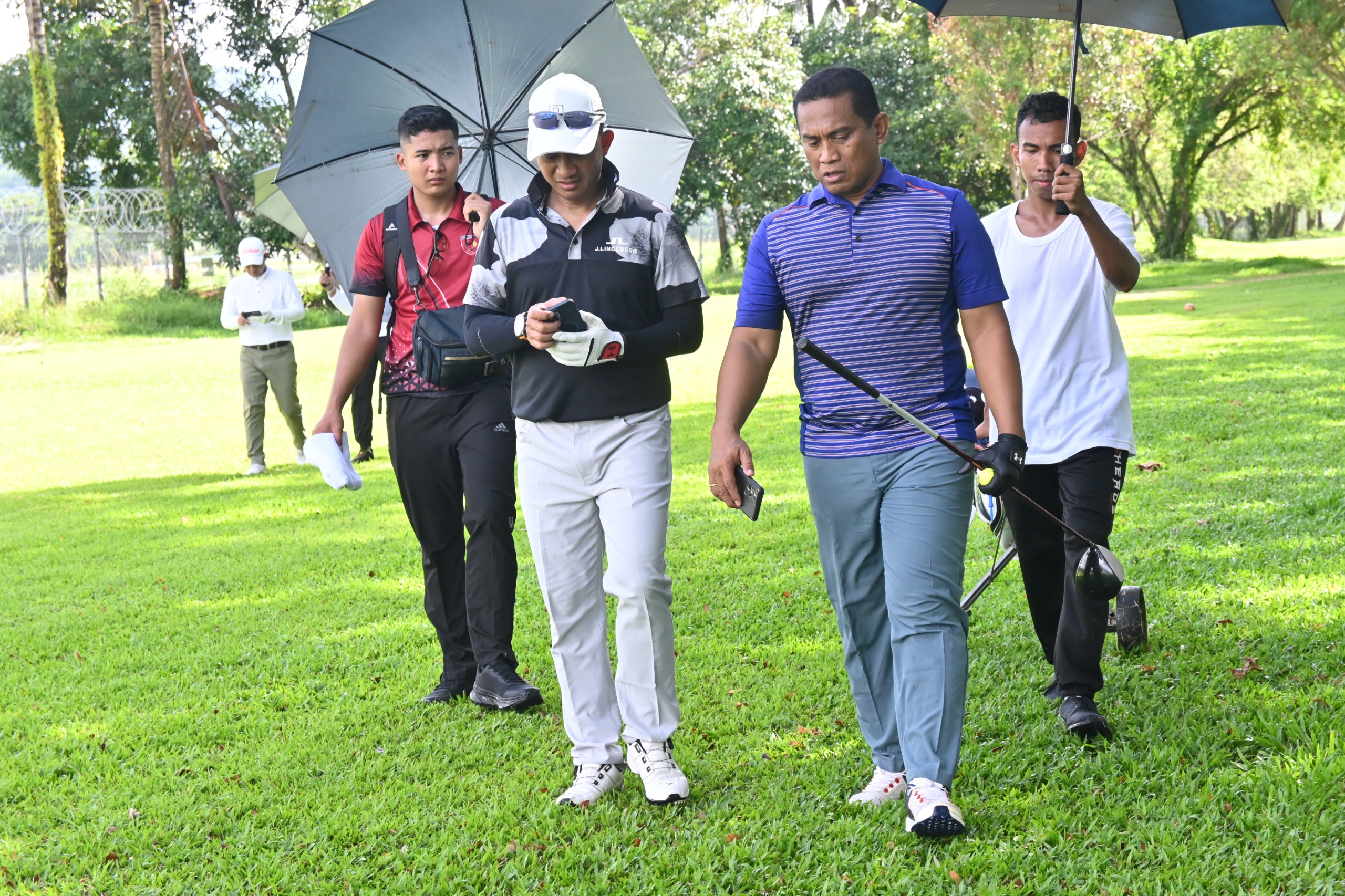 GOLF BARENG FORKOPIMDA MALUKU: PERERAT SILATURAHMI MELALUI OLAHRAGA MENUJU “PAR MALUKU PUNG BAE”