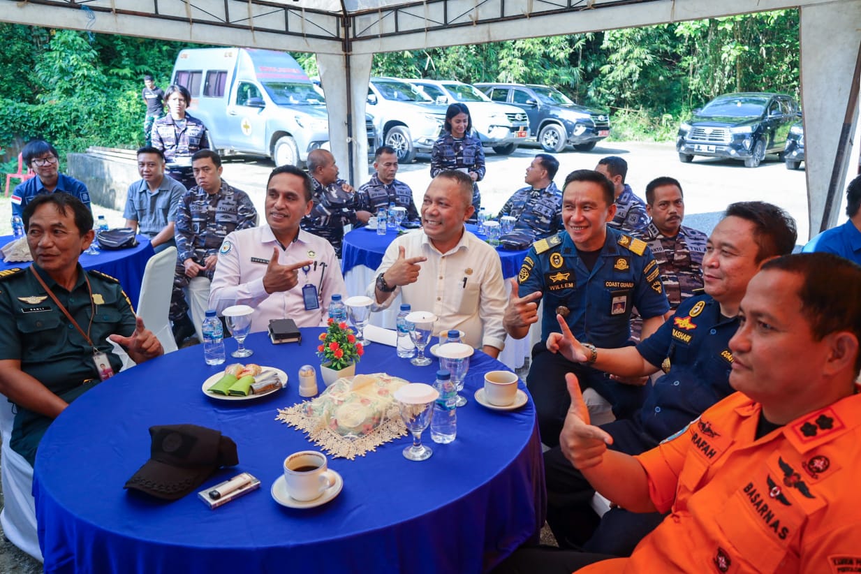 DANLANTAMAL IX AMBON LAKSANAKAN COFFEE MORNING DENGAN UNSUR KEMARITIMAN PROVINSI MALUKU