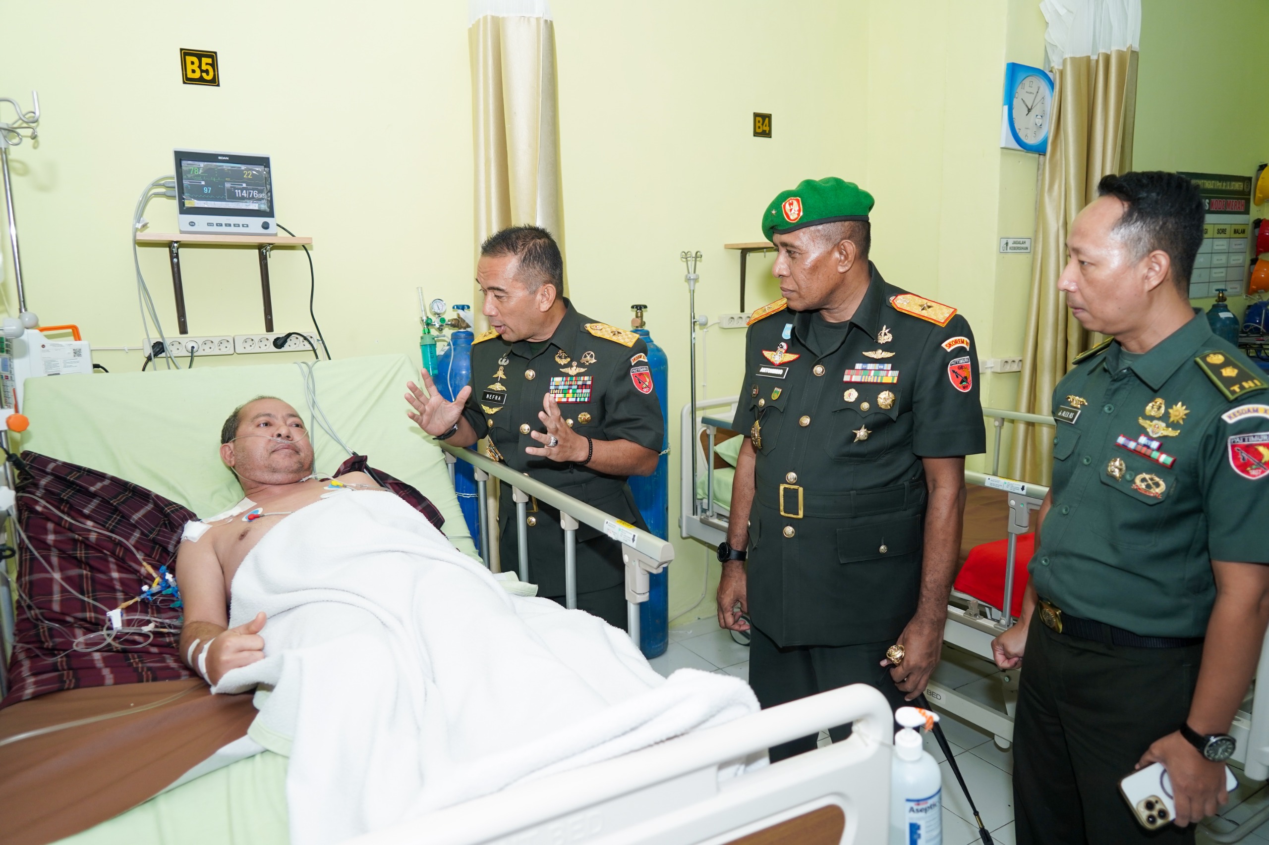 Kodam XV/Pattimura Gelar Anjangsana Dan Santunan Panti Asuhan Dalam Rangka Hut Ke- 68