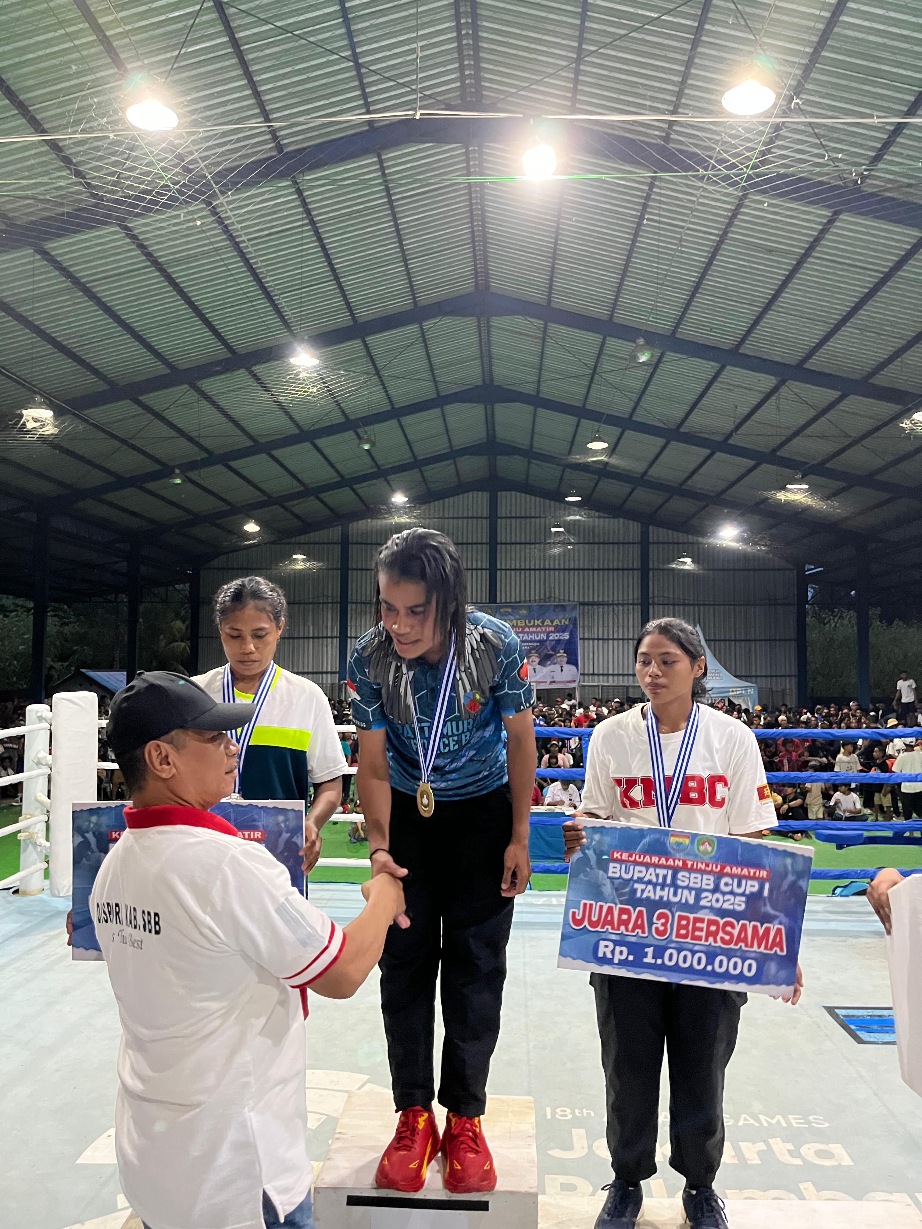 ATLIT TINJU SASANA DIRGANTARA LANUD PATTIMURA RAIH PRESTASI DI KEJURDA BUPATI SBB CUP I 2025
