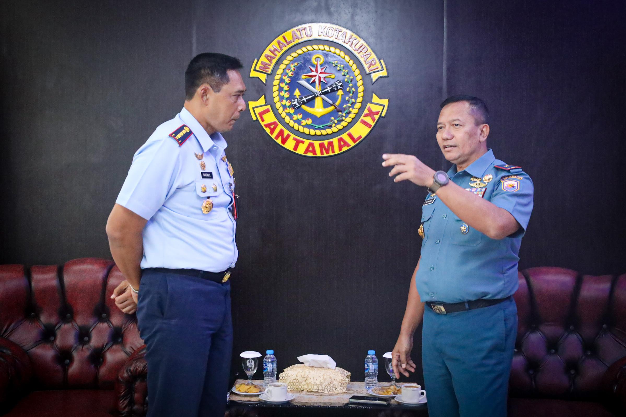 DANLANTAMAL IX MENERIMA KUNJUNGAN KEHORMATAN DANLANUD PATTIMURA