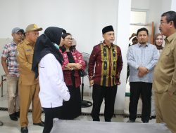 Gubernur Maluku dan Pimpinan DPD RI Tinjau Dapur MBG, Pastikan Distribusi Gizi Berjalan Lancar