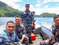 KRI GULAMAH-869 BAWA SATGAS EKSPEDISI RUPIAH BERDAULAT TIBA DI BANDA NEIRA, LAKSANAKAN BAKTI KESEHATAN DAN SOSIALISASI CINTA, BANGGA, PAHAM RUPIAH