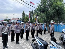 Polres Buru Amankan Lomba Gerak Jalan dalam Rangka HUT ke-26 Kabupaten Buru