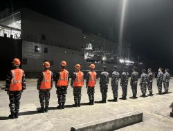 Pejabat Kodaeral IX Lepas Keberangkatan KRI Bintuni-520 Laksanakan Dukungan Angkutan Laut Satgas Pamtas Papua