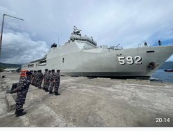 KRI Banjarmasin-592 Berangkat dari Tawiri Dukung Operasi Trisula Jaya 2026
