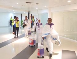 BANDARA INTERNASIONAL PATTIMURA AMBON LAYANI KEBERANGKATAN JAMAAH HAJI KLOTER 24 MENUJU TANAH SUCI