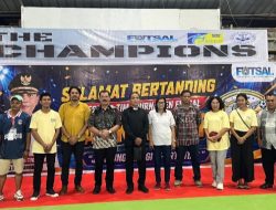 Rustam Simanjuntak Buka Turnamen Futsal Pemuda Urimessing Ambon