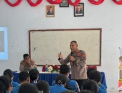 Program Polisi Mengajar” : Pelajar SMA Kristen Saumlaki Dibekali Literasi Hukum dan Pencegahan Bullying
